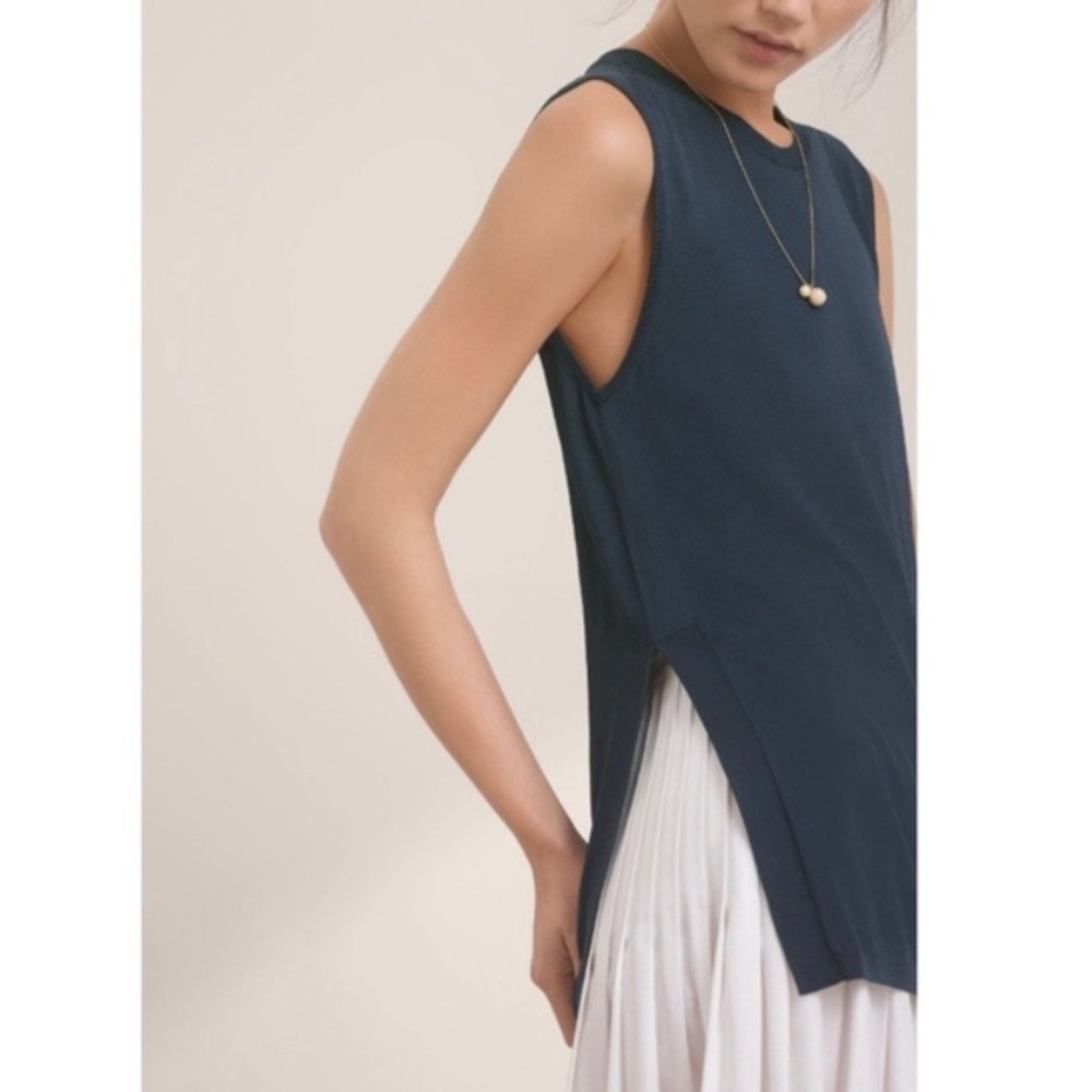 Wilfred Aritzia Palmier Blue Sleeveless Knit Top